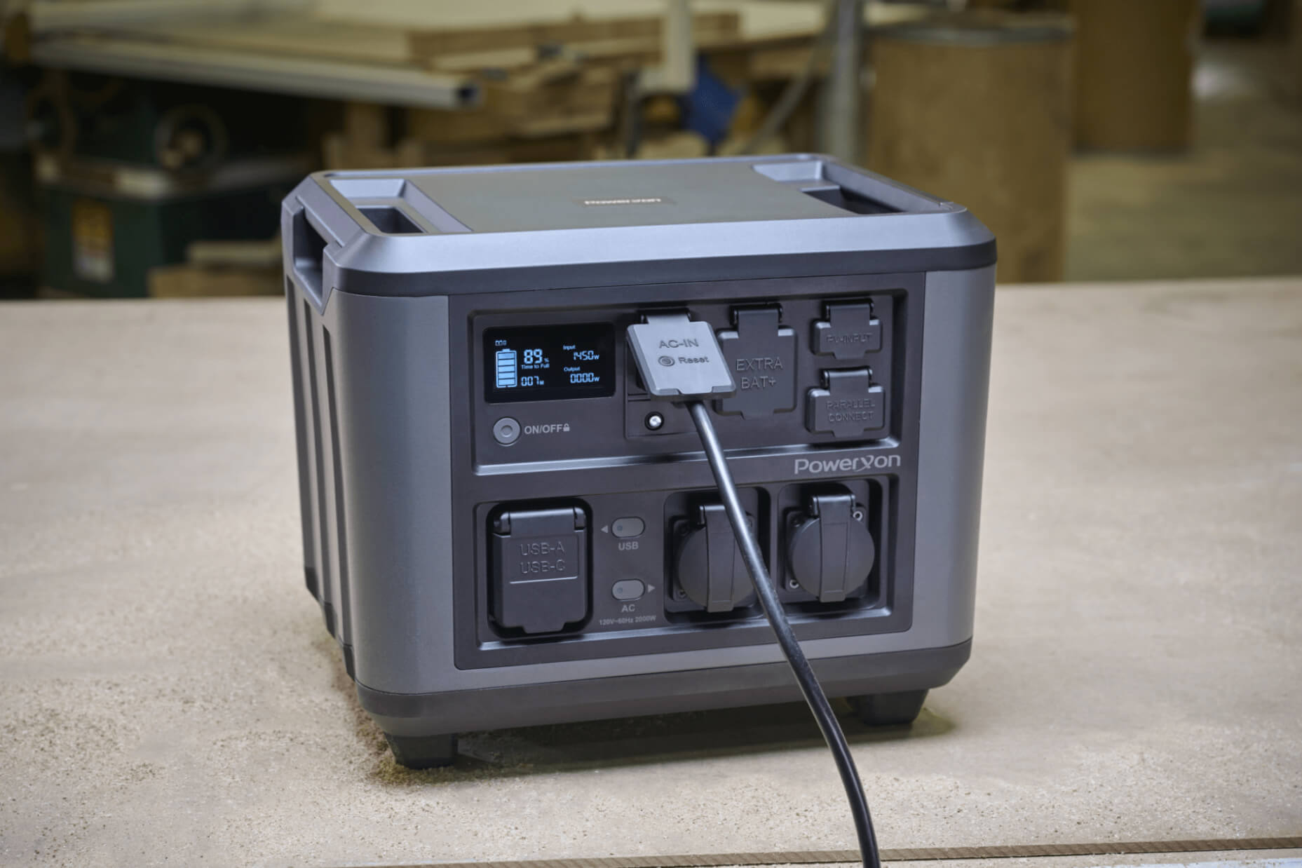 PowerXon portable power station quietly operate